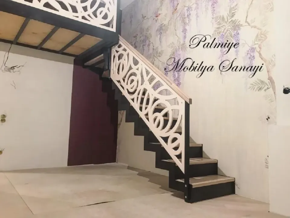 Ahşap Döner Merdiven Modelleri